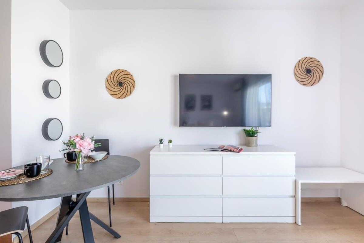 Lovely And Cosy Apartment *